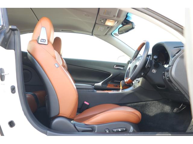 IS250C バージョンL 後期 禁煙車 純正HDDナビTV バックカメラ ETC 茶革エアシート ウッドコンビハンドル パドルシフト 純正18アルミ HIDライト クリアランスソナー(11枚目)