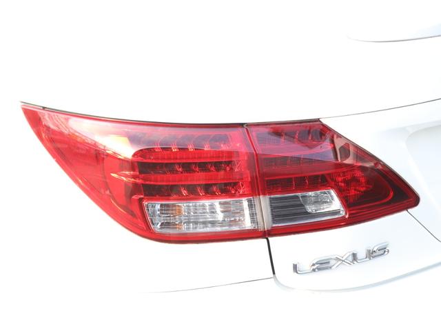 IS250C バージョンL 後期 禁煙車 純正HDDナビTV バックカメラ ETC 茶革エアシート ウッドコンビハンドル パドルシフト 純正18アルミ HIDライト クリアランスソナー(35枚目)