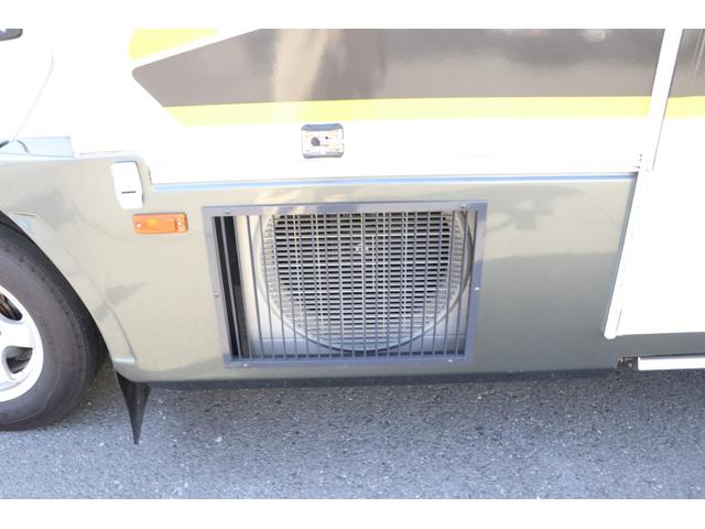 バンテック製 ジル520 4WD 1オーナー禁煙車 車庫保管 3サブ VOTRONIC 1500Wインバータ 後TV 家庭用AC FF MAXFAN シンクガスコンロ冷蔵庫電子レンジ トイレ シャワー 発電機 オーニング エアサス ランチョ足廻り スタビライザー(32枚目)