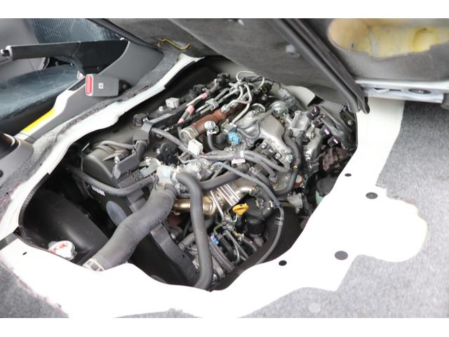 ナッツRV製 クレソンボヤージュW 1オーナー禁煙車 ナビTV ETC Bカメラ サブBT VOTRONIC 12V/100V 燃料式FFヒーター 走行時リアクーラー MAXFAN シンク 冷蔵庫 リアラダー カセットトイレ 外部充電 走行充電(30枚目)
