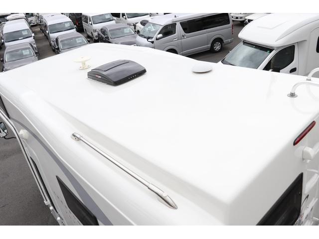 ナッツRV製 クレソンボヤージュW 1オーナー禁煙車 ナビTV ETC Bカメラ サブBT VOTRONIC 12V/100V 燃料式FFヒーター 走行時リアクーラー MAXFAN シンク 冷蔵庫 リアラダー カセットトイレ 外部充電 走行充電(31枚目)