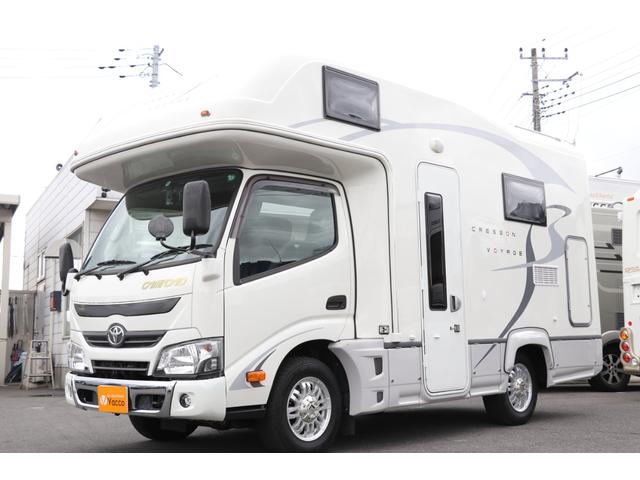 ナッツRV製 クレソンボヤージュW 1オーナー禁煙車 ナビTV ETC Bカメラ サブBT VOTRONIC 12V/100V 燃料式FFヒーター 走行時リアクーラー MAXFAN シンク 冷蔵庫 リアラダー カセットトイレ 外部充電 走行充電(37枚目)