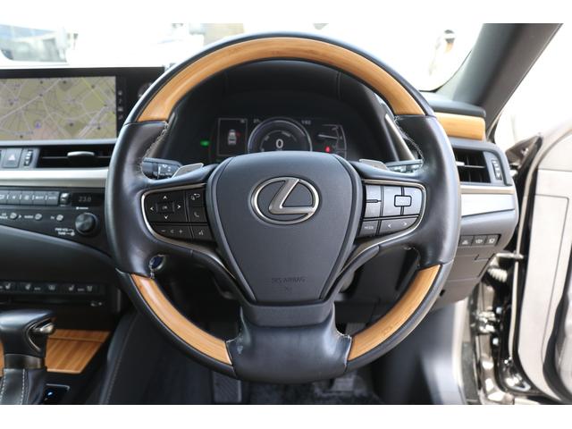 ES300h バージョンL レクサスセーフティシステム+ 純正ナビ 黒革 サンルーフ PCS LTA BSM HUD RSA PKSA パノラミックビューモニター パワートランク LEDヘッド AHS 1500W電源 デジタルインナーミラー ドラレコ(66枚目)
