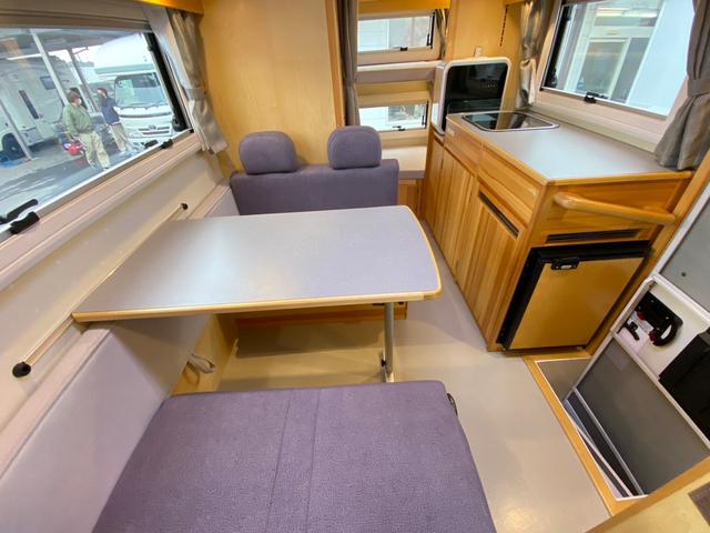 AtoZ製 アンソニー 3.0DT 4WD 1オーナー禁煙車 ナビ ETC バックカメラ 2サブ メインサブ切替 1500Wインバーター クレクール5エアコン 燃料式FFヒーター MAXFAN シンク 冷蔵庫 電子レンジ 外部充電 CAM-LT ドッグライト(11枚目)