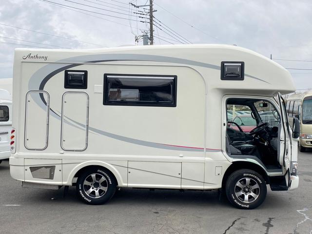 AtoZ製 アンソニー 3.0DT 4WD 1オーナー禁煙車 ナビ ETC バックカメラ 2サブ メインサブ切替 1500Wインバーター クレクール5エアコン 燃料式FFヒーター MAXFAN シンク 冷蔵庫 電子レンジ 外部充電 CAM-LT ドッグライト(26枚目)