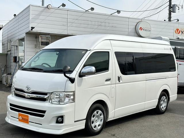 トヨタ ハイエースバン トイファクトリー製 バーデン ホワイト