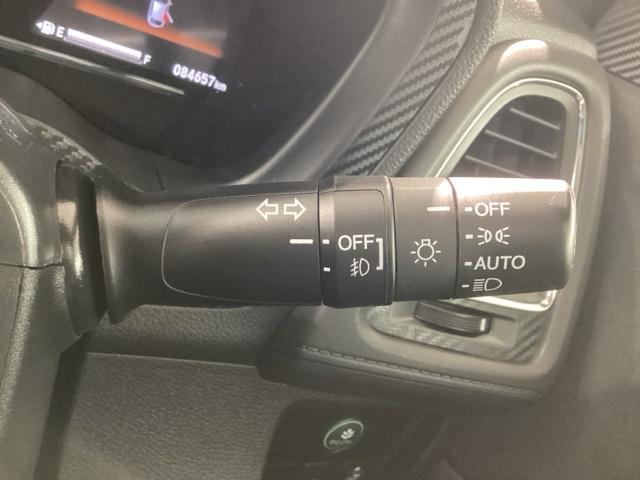 ヴェゼル Ｘ・ホンダセンシング　純正メモリーナビ　ドラレコ　ＥＴＣ　ホンダセンシング　　バックカメラ　アルミホイール　フルセグ　　ＤＶＤ再生　アイドリングストップ　ＬＥＤヘッドランプ　スマートキー　盗難防止システム　記録簿　禁煙車（17枚目）