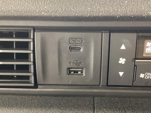 N-BOXカスタム ベースグレード 当社デモカー 純正メモリーナビ 全周囲カメラ ドラレコ ETC シートヒーター ロールシェード(26枚目)