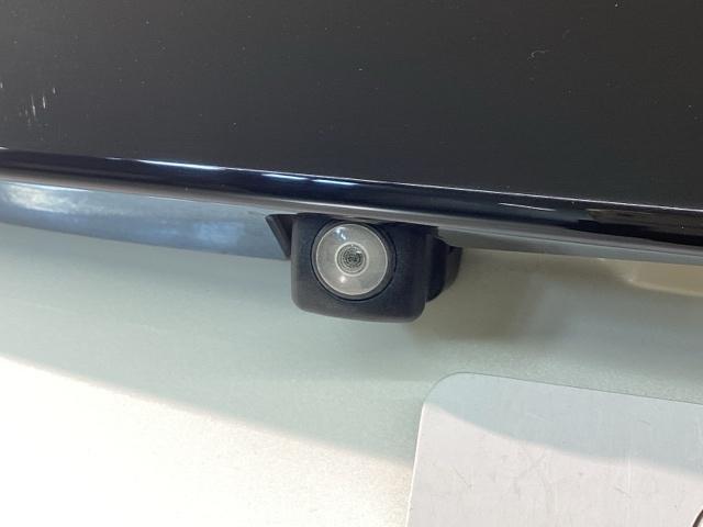フィット 13G・Sパッケージ Bluetooth・純正ナビ・リアカメラ・ETC アルミホイール DVD再生 アイドリングストップ LEDヘッドランプ スマートキー 盗難防止システム 横滑り防止装置 記録簿 禁煙車 ワンオーナー(23枚目)