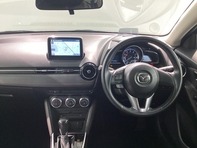 デミオ 13Sツーリング Bluetooth・メモリーナビ・リアカメラ・ETC アルミホイール フルセグ シートヒーター DVD再生 アイドリングストップ 衝突防止システム LEDヘッドランプ クリアランスソナー スマートキー(8枚目)