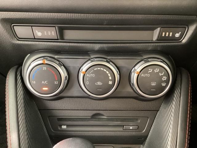 デミオ 13Sツーリング Bluetooth・メモリーナビ・リアカメラ・ETC アルミホイール フルセグ シートヒーター DVD再生 アイドリングストップ 衝突防止システム LEDヘッドランプ クリアランスソナー スマートキー(11枚目)