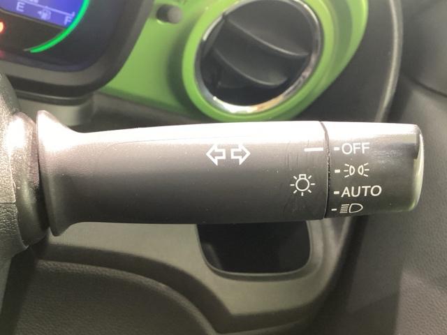 N-ONE G・Aパッケージ Bluetooth・純正ナビ・リアカメラ HIDヘッドライト ベンチシート DVD再生 アイドリングストップ 衝突防止システム スマートキー 盗難防止システム 横滑り防止装置 記録簿 禁煙車 エアコン(17枚目)