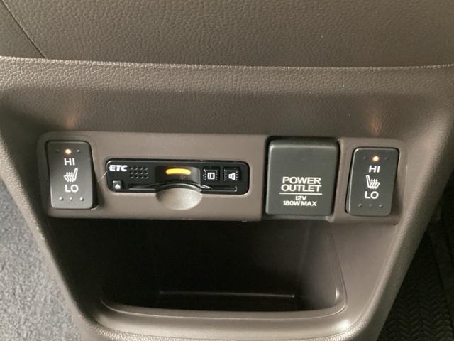 N-ONE GSSブラウンスタイルパッケージ Bluetooth・純正ナビ・リアカメラ・ETC HIDヘッドライト ベンチシート フルセグ シートヒーター DVD再生 アイドリングストップ 衝突防止システム ドライブレコーダー スマートキー(17枚目)