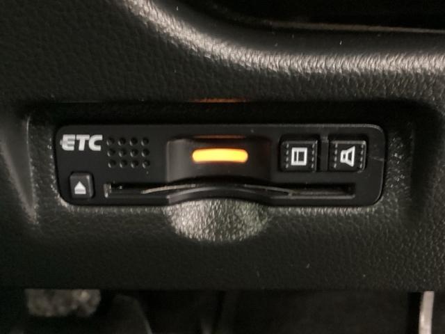 ＥＴＣが付いてます。ＥＴＣ搭載車しか通過できないスマートＩＣが利用できるようになりますよ！現在スマートＩＣの設置箇所も増えてきているので、高速道路利用の幅が広がりますね☆