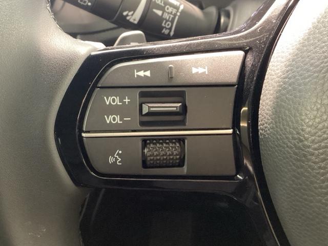 ステップワゴン スパーダ 純正メモリーナビ ドラレコ ETC ホンダセンシング シートヒーター 電動リアゲート バックカメラ 両側電動スライドドア アルミホイール 3列シート ウォークスルー フルセグ 全周囲カメラ(20枚目)