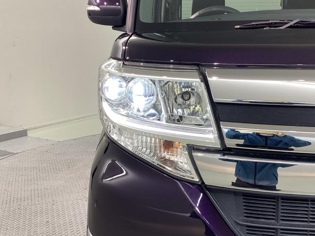 ＬＥＤヘッドライト☆ＨＩＤヘッドライトより省電力かつ、ライトを点けた際の立ち上がりも早いです☆寿命も長いのでお財布にも優しいオススメ装備☆