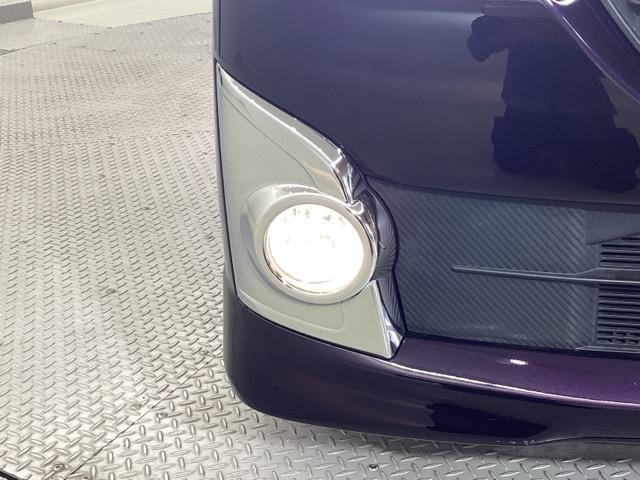 ＬＥＤヘッドライト☆ＨＩＤヘッドライトより省電力かつ、ライトを点けた際の立ち上がりも早いです☆寿命も長いのでお財布にも優しいオススメ装備☆