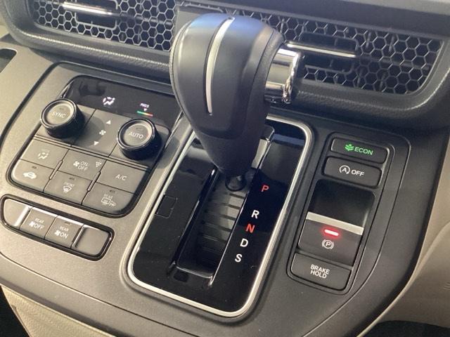 ステップワゴン エアー　純正メモリーナビ　ＥＴＣ　ドラレコ　ホンダセンシング　障害物センサー　シートヒーター（17枚目）