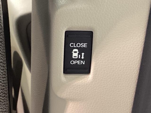 ステップワゴン エアー　純正メモリーナビ　ＥＴＣ　ドラレコ　ホンダセンシング　障害物センサー　シートヒーター（26枚目）