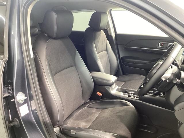 ヴェゼル ｅ：ＨＥＶＺ　Ｂｌｕｅｔｏｏｔｈ・スマートナビ・リアカメラ・ＥＴＣ（8枚目）