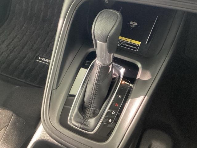 ヴェゼル ｅ：ＨＥＶＸ　Ｂｌｕｅｔｏｏｔｈ・スマートナビ・リアカメラ・ＥＴＣ（17枚目）