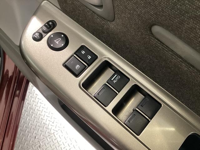 ステップワゴン Gホンダセンシング 純正メモリーナビ ドラレコ ETC2.0 障害物センサー ホンダセンシング ロールシェード(57枚目)