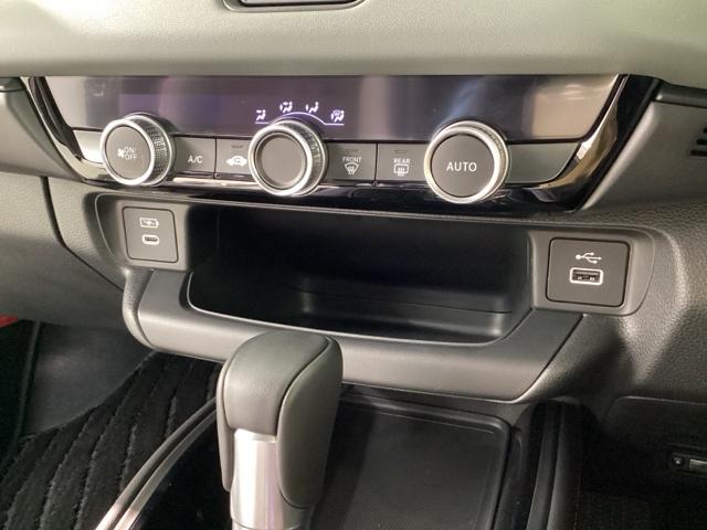 �X�}�[�g�t�H���̏[�d�ȂǁA�d�����g���ۂɂƂĂ��֗��ł��I