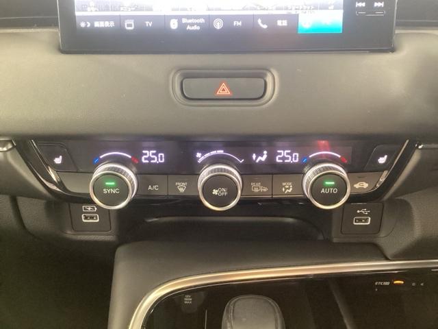 ヴェゼル e:HEVZ 当社デモカー 純正スマートナビ ETC2.0 障害物センサー ホンダセンシング シートヒーター 電動リアゲート(15枚目)