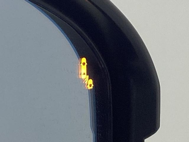 ヴェゼル e:HEVZ 当社デモカー 純正スマートナビ ETC2.0 障害物センサー ホンダセンシング シートヒーター 電動リアゲート(41枚目)