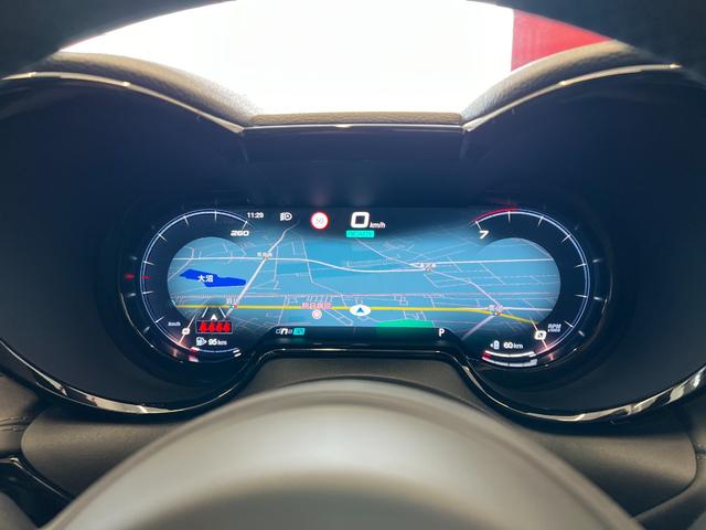 プラグインハイブリッドＱ４　ヴェローチェ　プラグインハイブリッドＱ４　ヴェローチェ　新車保証継承　フルＬＥＤマトリクスヘッドライト　ナチュラルレザーシート　ｈａｍａｎ／ｋａｒｄｏｎプレミアムオーディオシステム　アダプティブクルーズコントロール(14枚目)