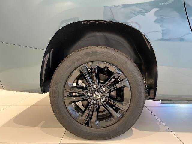 ドブロ マキシ　新車保証継承　１．５ディーゼルターボ　ＡｐｐｌｅＣａｒＰｌａｙ／ＡｎｄｒｏｉｄＡｕｔｏ　ステアリングヒーター　アダプティブクルーズコントロール　ＬＥＤヘッドライト　バックモニター／トップリアビジョン（11枚目）