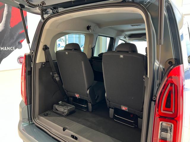 ドブロ マキシ　新車保証継承　１．５ディーゼルターボ　ＡｐｐｌｅＣａｒＰｌａｙ／ＡｎｄｒｏｉｄＡｕｔｏ　ステアリングヒーター　アダプティブクルーズコントロール　ＬＥＤヘッドライト　バックモニター／トップリアビジョン（22枚目）