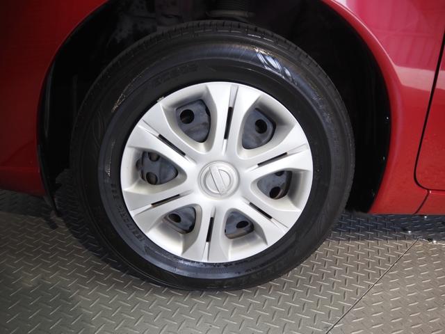 ノート Ｘ　ワンオーナー　禁煙車　純正ＳＤナビ　アラウンドビューモニター　ＣＤ　ＤＶＤ　ＢＴ　ＤＴＶ　エマージェンシーブレーキ　インテリジェントルームミラー　Ｆ・Ｒソナー　ＥＴＣ　前後ドラレコ　スマートキー２個　Ａストップ（19枚目）