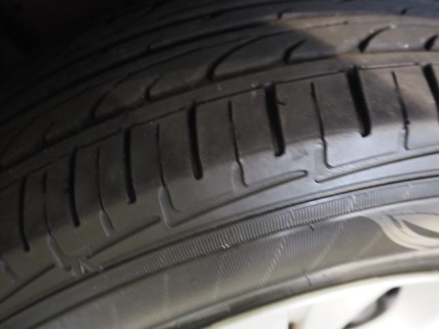 ノート Ｘ　ワンオーナー　禁煙車　純正ＳＤナビ　アラウンドビューモニター　ＣＤ　ＤＶＤ　ＢＴ　ＤＴＶ　エマージェンシーブレーキ　インテリジェントルームミラー　Ｆ・Ｒソナー　ＥＴＣ　前後ドラレコ　スマートキー２個　Ａストップ（20枚目）