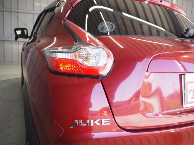 ジューク 15RX Vセレクション ワンオーナー 禁煙車 純正SDナビ バックカメラ CD BT DTV エマージェンシーブレーキ 車線逸脱警報 Aストップ スマートキー2個 純正17インチアルミ 保証書 取扱説明書(11枚目)