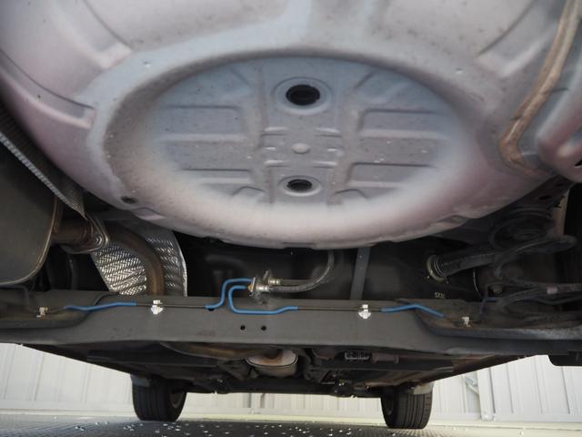 ジューク 15RX Vセレクション ワンオーナー 禁煙車 純正SDナビ バックカメラ CD BT DTV エマージェンシーブレーキ 車線逸脱警報 Aストップ スマートキー2個 純正17インチアルミ 保証書 取扱説明書(13枚目)