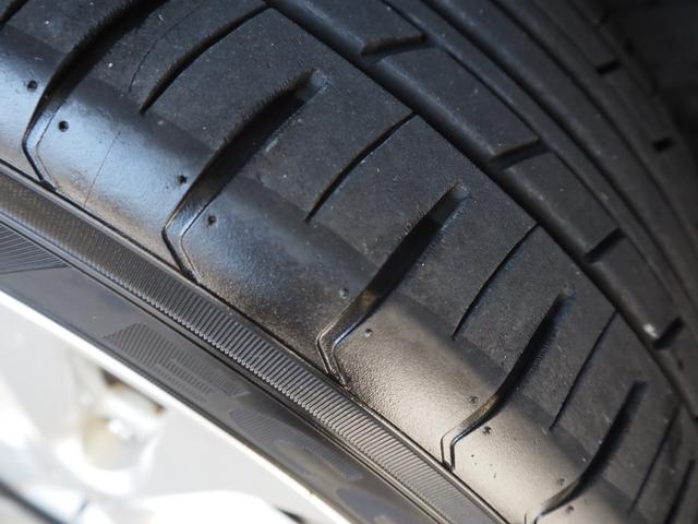 ジューク 15RX Vセレクション ワンオーナー 禁煙車 純正SDナビ バックカメラ CD BT DTV エマージェンシーブレーキ 車線逸脱警報 Aストップ スマートキー2個 純正17インチアルミ 保証書 取扱説明書(15枚目)