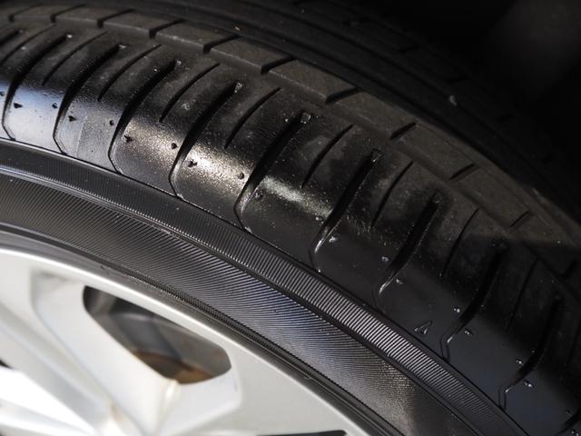 ジューク 15RX Vセレクション ワンオーナー 禁煙車 純正SDナビ バックカメラ CD BT DTV エマージェンシーブレーキ 車線逸脱警報 Aストップ スマートキー2個 純正17インチアルミ 保証書 取扱説明書(21枚目)