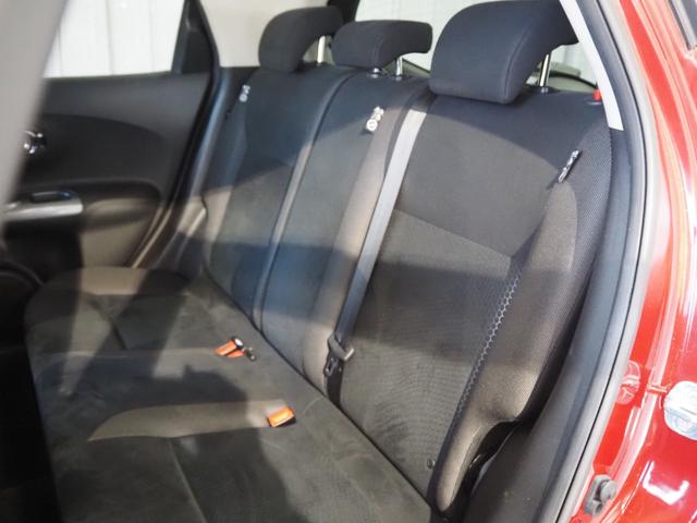 ジューク 15RX Vセレクション ワンオーナー 禁煙車 純正SDナビ バックカメラ CD BT DTV エマージェンシーブレーキ 車線逸脱警報 Aストップ スマートキー2個 純正17インチアルミ 保証書 取扱説明書(28枚目)