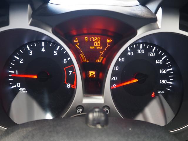 ジューク 15RX Vセレクション ワンオーナー 禁煙車 純正SDナビ バックカメラ CD BT DTV エマージェンシーブレーキ 車線逸脱警報 Aストップ スマートキー2個 純正17インチアルミ 保証書 取扱説明書(30枚目)
