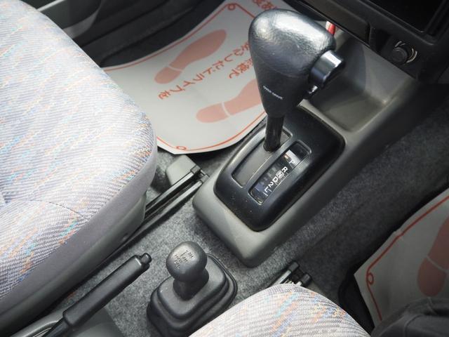 ジムニー XC ルーフレール 背面タイヤ フェンダーミラー 純正16インチアルミ 社外オーディオ CD ターボ 4WD 取扱説明書(30枚目)