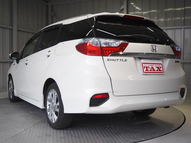 シャトル ハイブリッドZ ワンオーナー 禁煙車 ルーフレール ハーフレザー 前席シートヒーター 純正SDナビ バックカメラ コンフォートビューパッケージ ETC スマートキー2個 クルコン パドルシフト ECON LEDヘッドライト 純正16AW(4枚目)