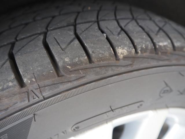 シャトル ハイブリッドZ ワンオーナー 禁煙車 ルーフレール ハーフレザー 前席シートヒーター 純正SDナビ バックカメラ コンフォートビューパッケージ ETC スマートキー2個 クルコン パドルシフト ECON LEDヘッドライト 純正16AW(19枚目)