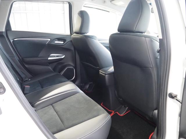 シャトル ハイブリッドZ ワンオーナー 禁煙車 ルーフレール ハーフレザー 前席シートヒーター 純正SDナビ バックカメラ コンフォートビューパッケージ ETC スマートキー2個 クルコン パドルシフト ECON LEDヘッドライト 純正16AW(31枚目)