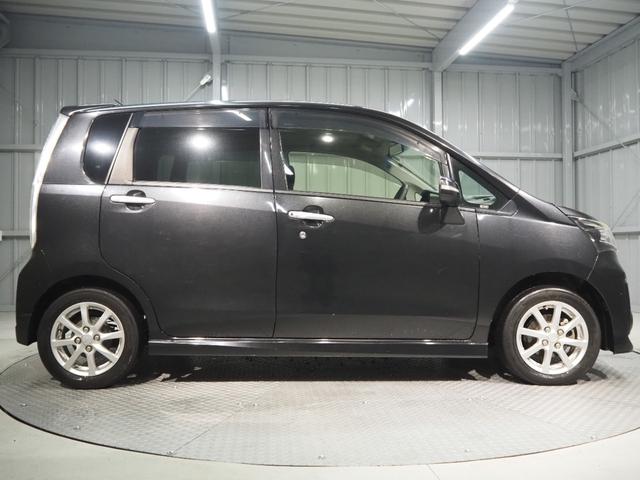 ステラ カスタムR スマートアシストα ワンオーナー 禁煙車 社外SDナビ バックカメラ CD DVD BT DTV TVキット スマートアシスト エコアイドル スマートキー LEDヘッドライト 純正14インチアルミ(2枚目)