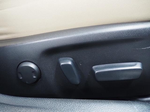 マークX 250G ワンオーナー 禁煙車 純正SDナビ バックカメラ セーフティセンス PCS LDA クリアランスソナー レーダークルーズ CD BT DTV ステアリングスイッチ 運転席電動シート ETC キセノンヘッドライト スマートキー2個 純正16インチアルミ(26枚目)