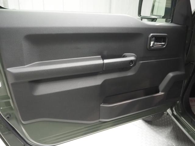 ジムニー XC ワンオーナー 禁煙車 背面タイヤ 背面タイヤカバー 純正SDナビ クルコン 前後ドラレコ ETC スマートキー2個 ステアリングスイッチ 前席シートヒーター ドアバイザー フロアマット LEDヘッドライト フォグ 純正16インチアルミ(29枚目)
