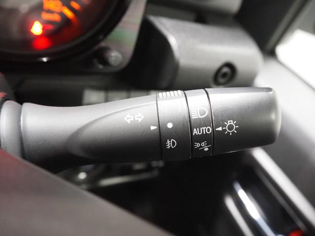 ジムニー XC ワンオーナー 禁煙車 背面タイヤ 背面タイヤカバー 純正SDナビ クルコン 前後ドラレコ ETC スマートキー2個 ステアリングスイッチ 前席シートヒーター ドアバイザー フロアマット LEDヘッドライト フォグ 純正16インチアルミ(43枚目)