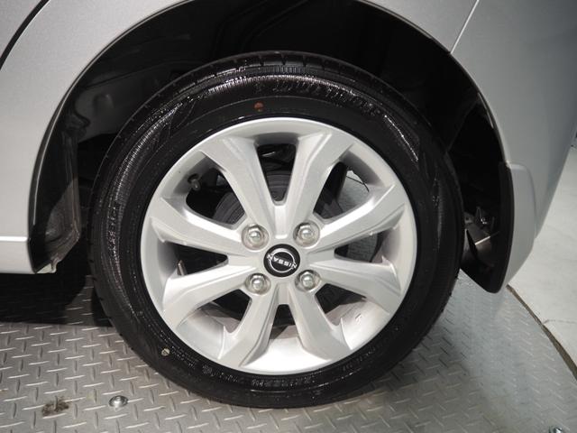 デイズ X ワンオーナー 禁煙車 純正SDナビ インテリジェントアラウンドビューモニター スマートキー2個 エマージェンシーブレーキ ソナー VDC ドラレコ 地デジ CD SD BTA USB フロアマット 純正14インチアルミ(21枚目)