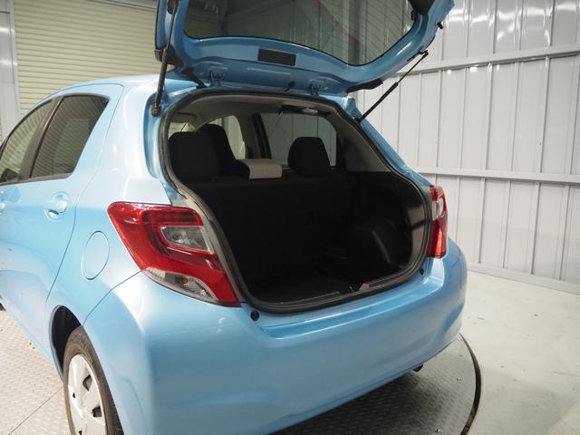 ヴィッツ F スマートストップパッケージ ワンオーナー 禁煙車 純正SDナビ バックカメラ CD BT ワンセグ ドラレコ前 ETC Aストップ キーレス スペアキー有(48枚目)